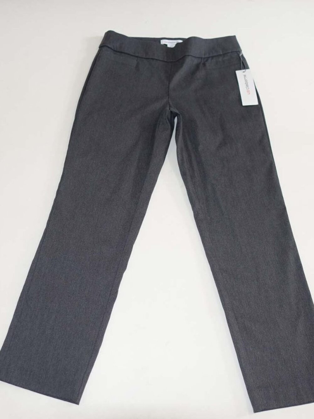 Liz Claiborne Women's Lisa Straight Leg Pull On Pants Size 4 Petite Short NWT
